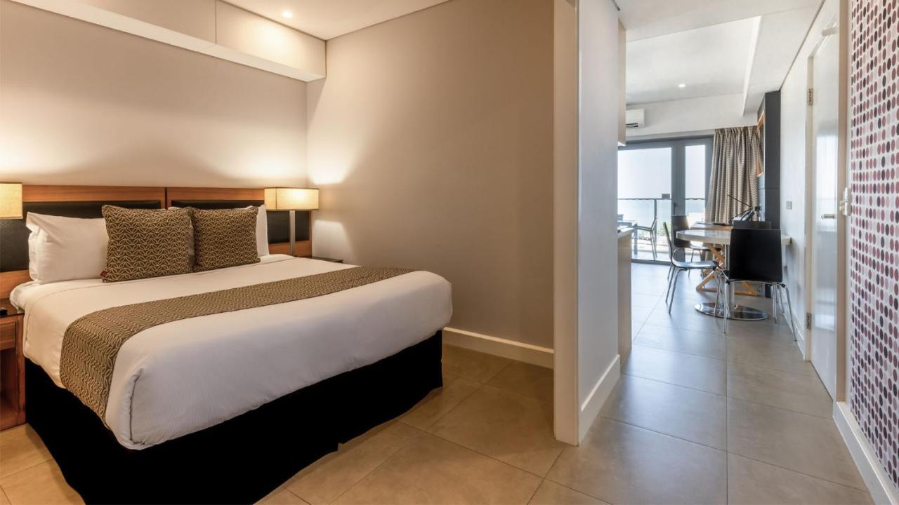 Oaks Darwin Elan Hotel מראה חיצוני תמונה