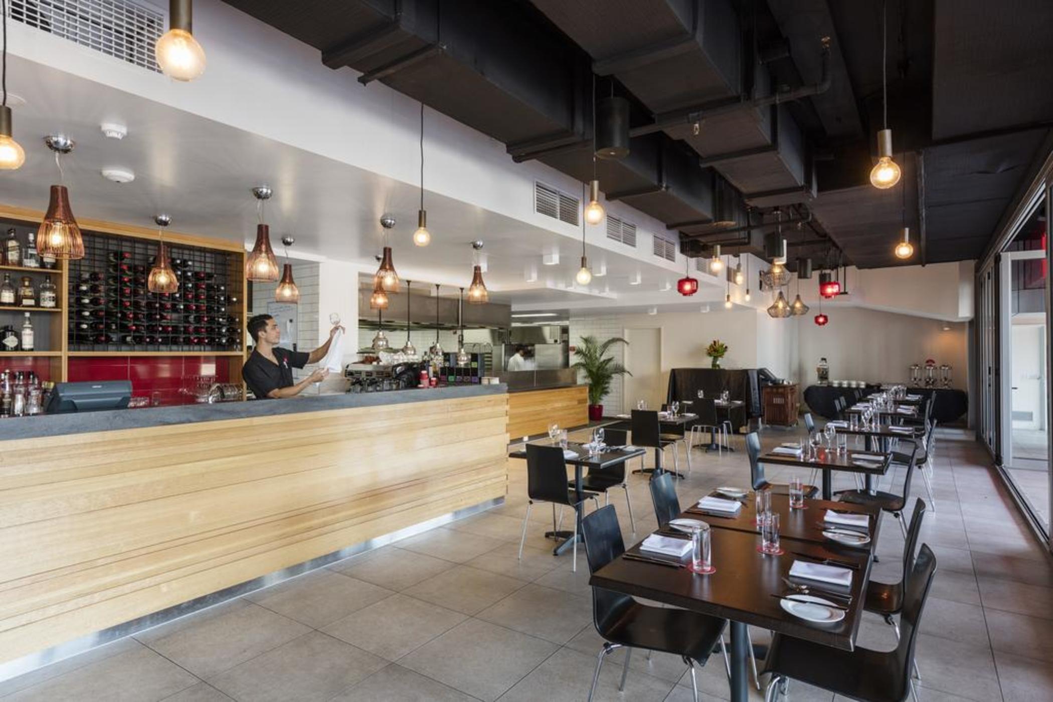 Oaks Darwin Elan Hotel מראה חיצוני תמונה